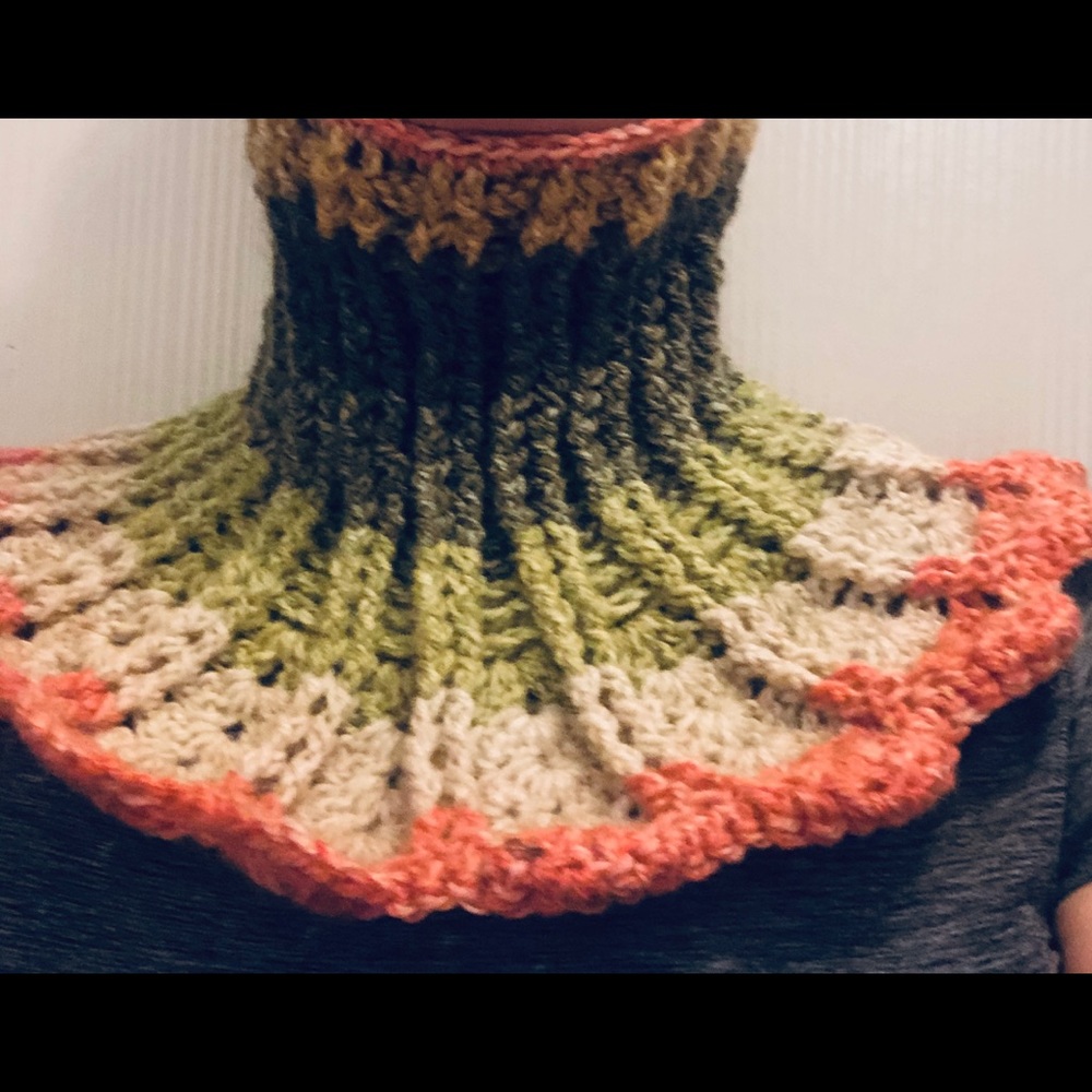 Neck warmer, scarf - Picture 3 of 7